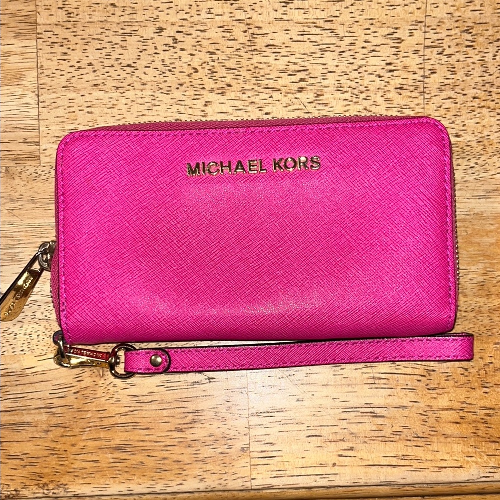Michael Kors Wristlet